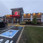 Boston Pizza - Kelsey Drive